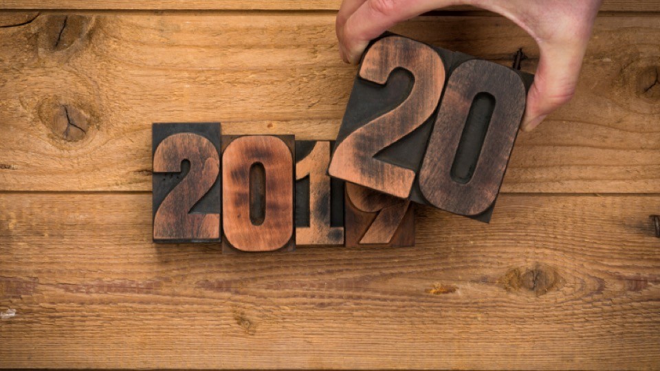 Wooden numbers 2020